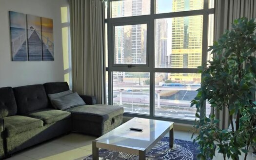 Prime Location/Low Floor/Vacant