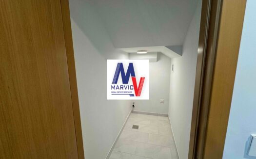 Single Row |  Vastu | Vacant