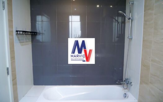 Prime Location/Corner Unit/Vacant