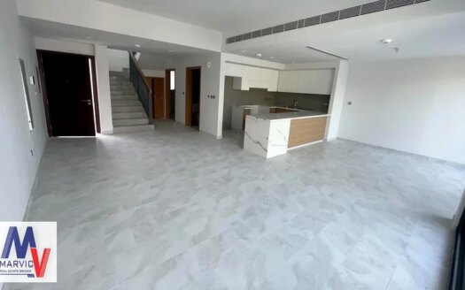 Brand New/Spacious Layout/Vacant