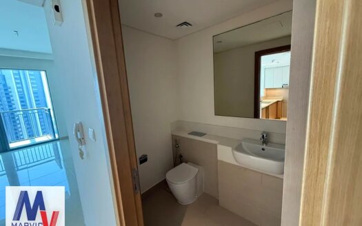 Spacious 3BR | Prime Location | Creek View