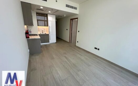 Pool View| Vacant| Prime Location