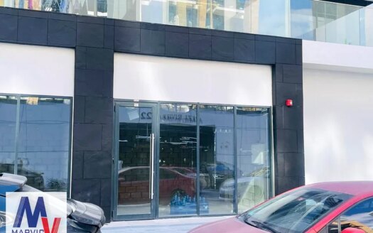 Large Layout | Retails shop/Vacant