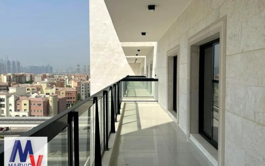 Prime location/Easy Access/Vacant