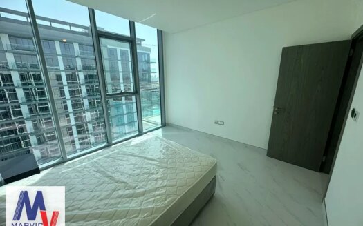 Large Layout | Lagoon View | Luxury Living